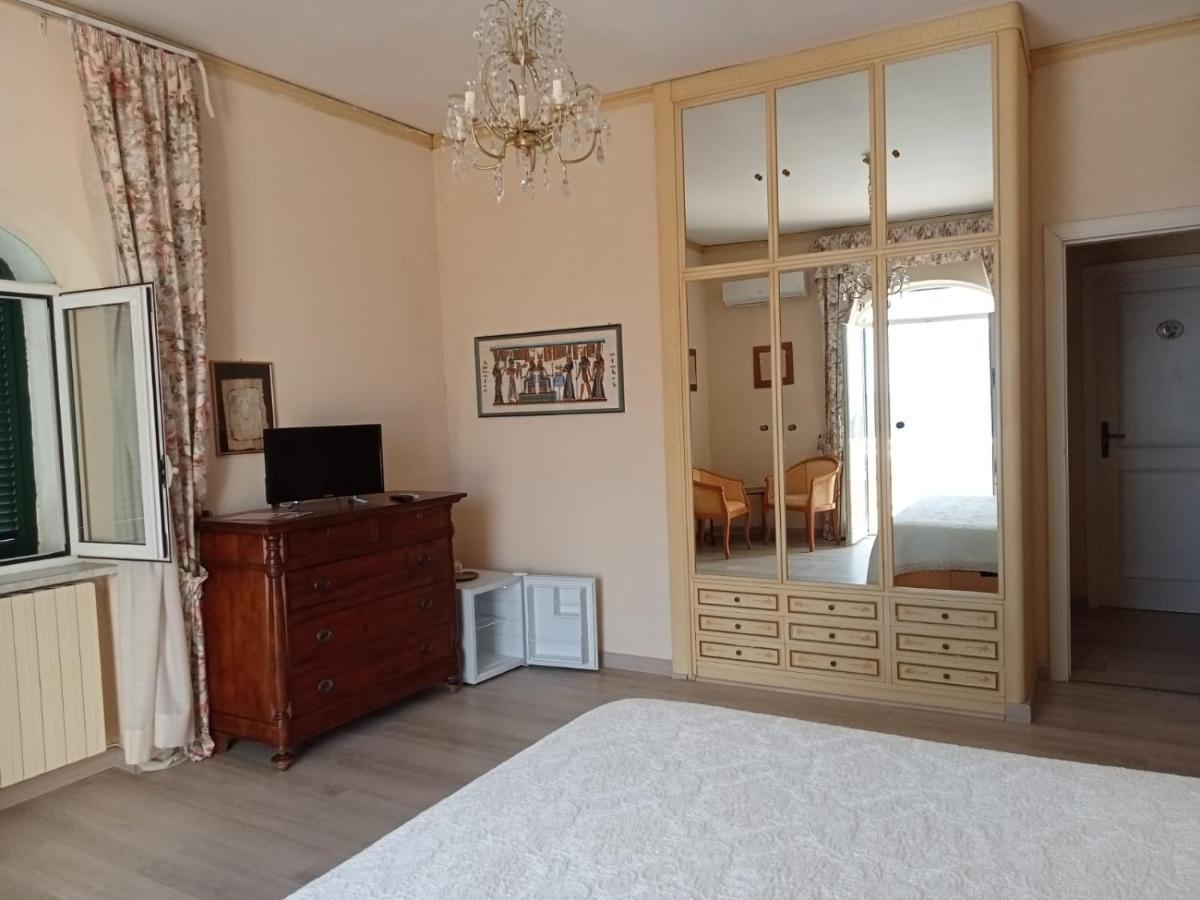 Parco Termale Tropical Bed & Breakfast Ischia Island Bagian luar foto